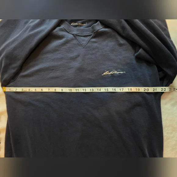 Eddie Bauer Men's Navy Crewneck Sweatshirt - Picture 7 of 9